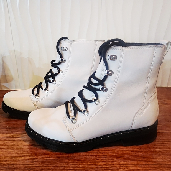 SOREL Lennox Lace Up  Combat Boots Size 11  Waterproof Leather White - Picture 4 of 9